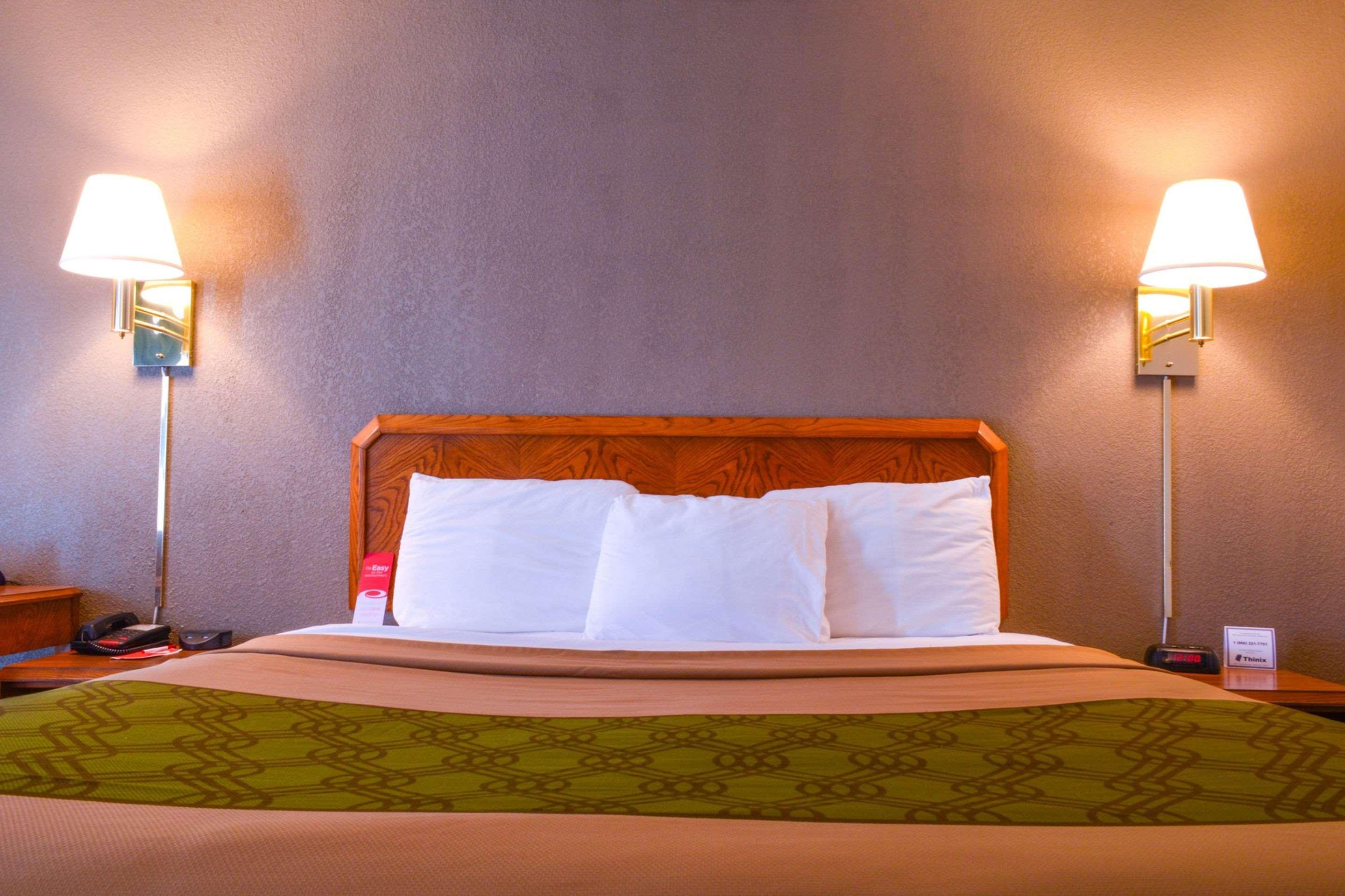 Econo Lodge Willowbrook Kültér fotó