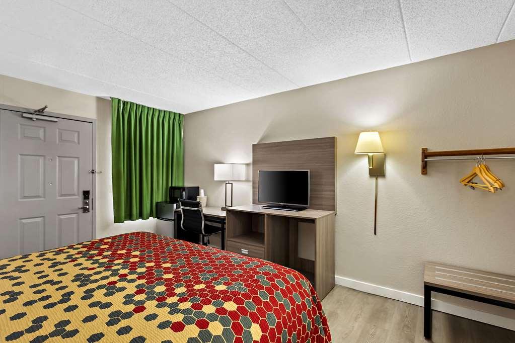 Econo Lodge Willowbrook Szoba fotó