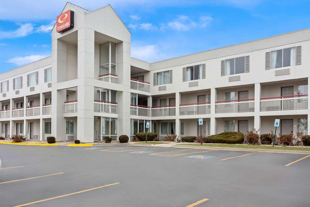 Econo Lodge Willowbrook Kültér fotó